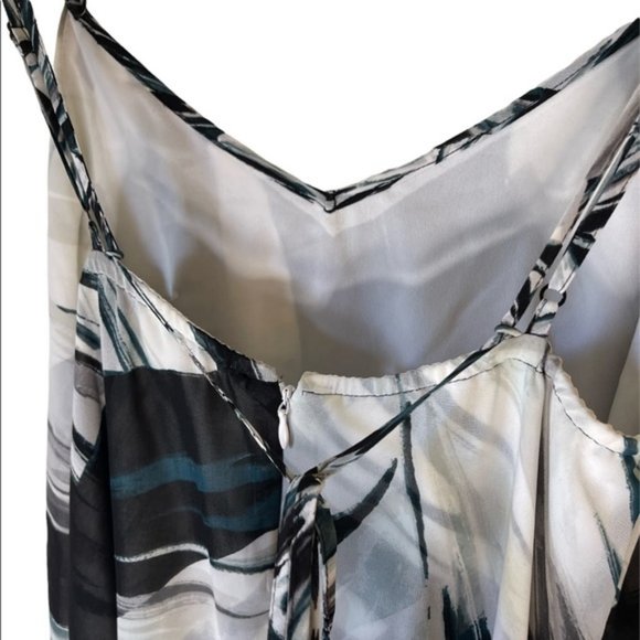 White House Black Market | Printed Trapeze Dress | Exotic Print | NWT | 2 - Picture 6 of 11